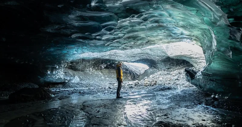 Original Ice Cave Tour from Jökulsárlón