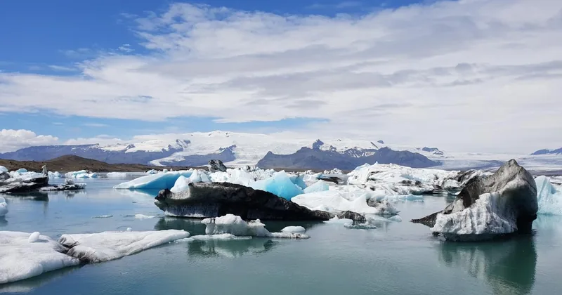 2-Day South Coast with Icebergs & Glaciers